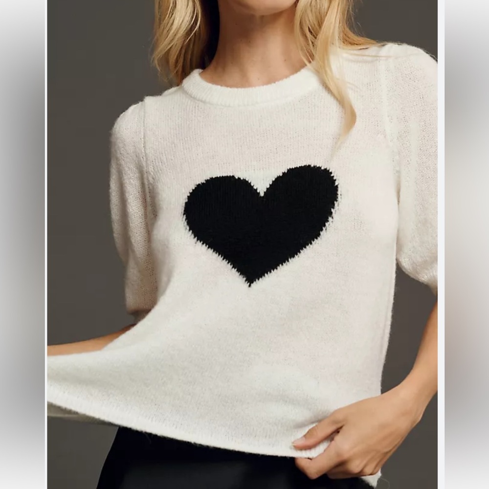 Anthropologie Maeve sweater with heart size medium